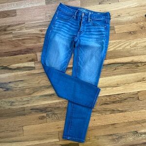American Eagle Outfitters Jeans Size 6